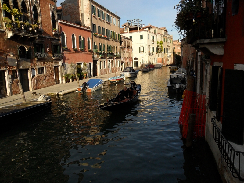 2 Rio della Sensa, fondamenta dei Mori .JPG